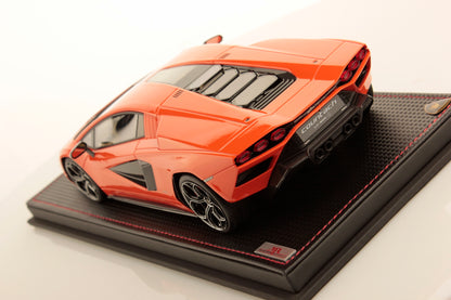 MR Collection 1:18 Lamborghini Countach LPI 800-4 Arancio Orange