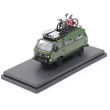 Load image into Gallery viewer, Master 1/64 Volkswagen T3 Overland bus with accessories