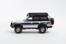 Load image into Gallery viewer, GCD 1/64 Toyota Land Cruiser 80 series overland