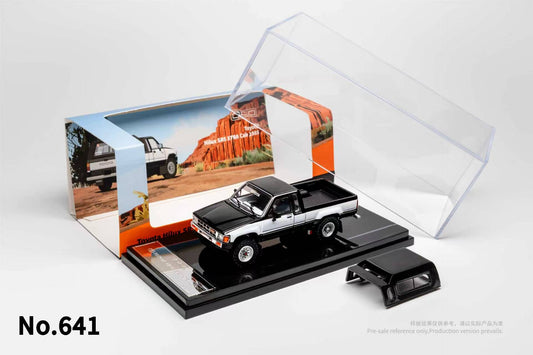 GCD 1:64 Toyota 1985 Hilux 4x4 SR5 Black/White
