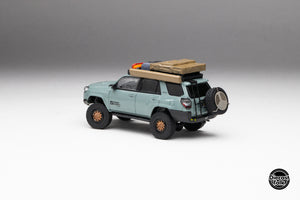 (Pre Order) DiecastTalk x Front Runner 1/64 Toyota 4Runner TRD PRO Overland Lunar Rock Ltd 1008 pcs