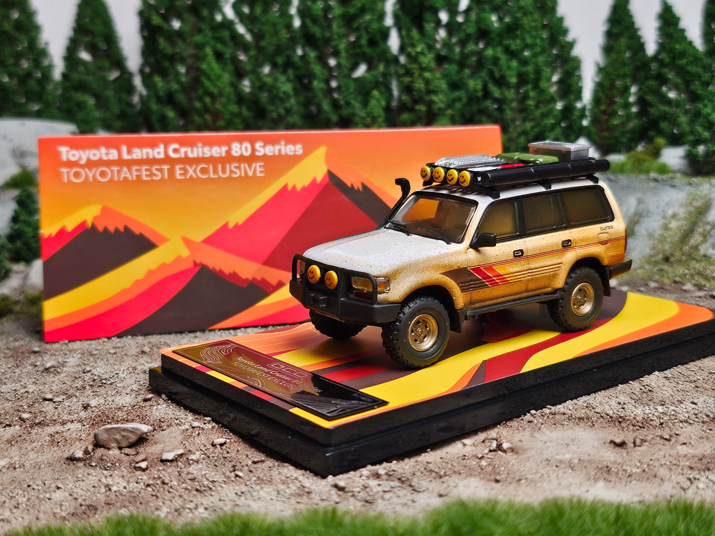 GCD DiecastTalk Exclusive 1/64 Toyota Land Cruiser 80series Overland Toyotafest