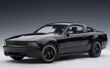 Load image into Gallery viewer, AUTOart 1:18 Ford Mustang 2008 BULLITT MUSTANG GT Highland Green