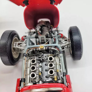 CMC 1:18 FERRARI F1 DINO 156 SHARKNOSE P.HILL #2 WORLD CHAMPION 1961 LIM. #M-068