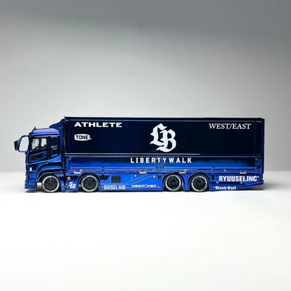 GCD 1:64 Mitsubishi Fuso Super Great Transport LBWK APA Expo