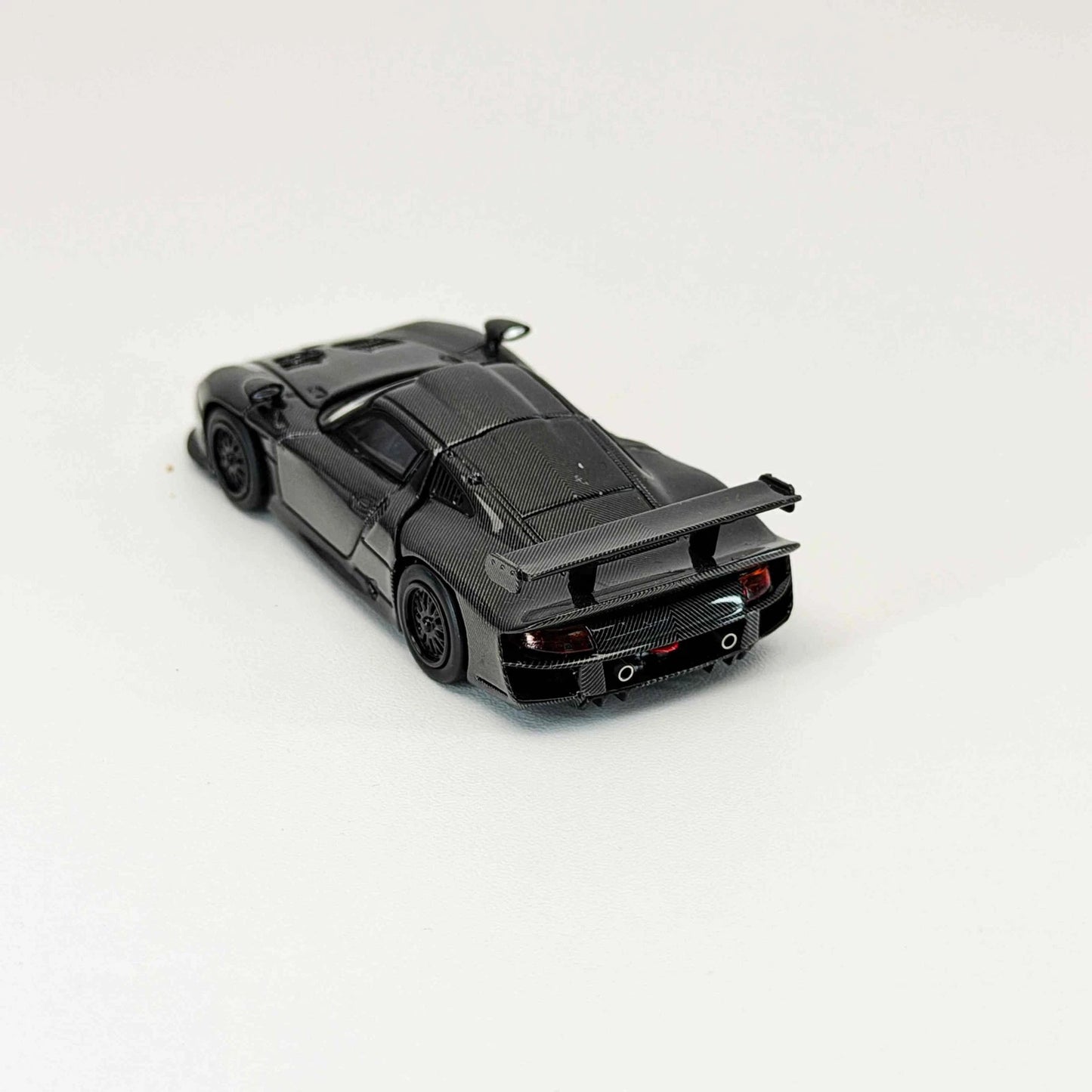TSD 1:64 Porsche 911 GT1 Full Carbon Fiber