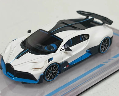Error404 1:64 Bugatti Divo Matte White High-end resin model