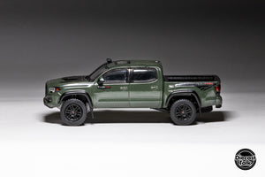 GCD DiecastTalk Exclusive 1/64 Toyota Tacoma TRD PRO Ltd 804pcs