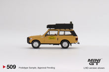 Load image into Gallery viewer, (Preorder) Mini GT 1:64 Range Rover 1982 Camel Trophy Papua New Guinea Team USA (RHD)