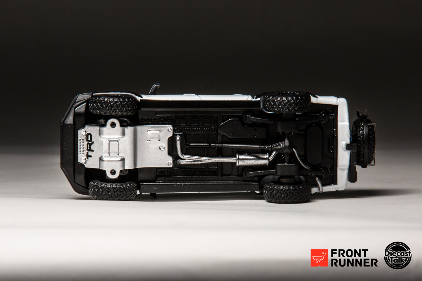 DiecastTalk x Front Runner 1/64 Toyota Tacoma TRD PRO Overland white Ltd 1008pcs