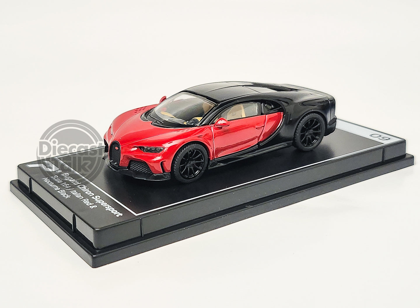 PosterCars 1/64 Bugatti Chiron Supersport Red/Nocturne Black