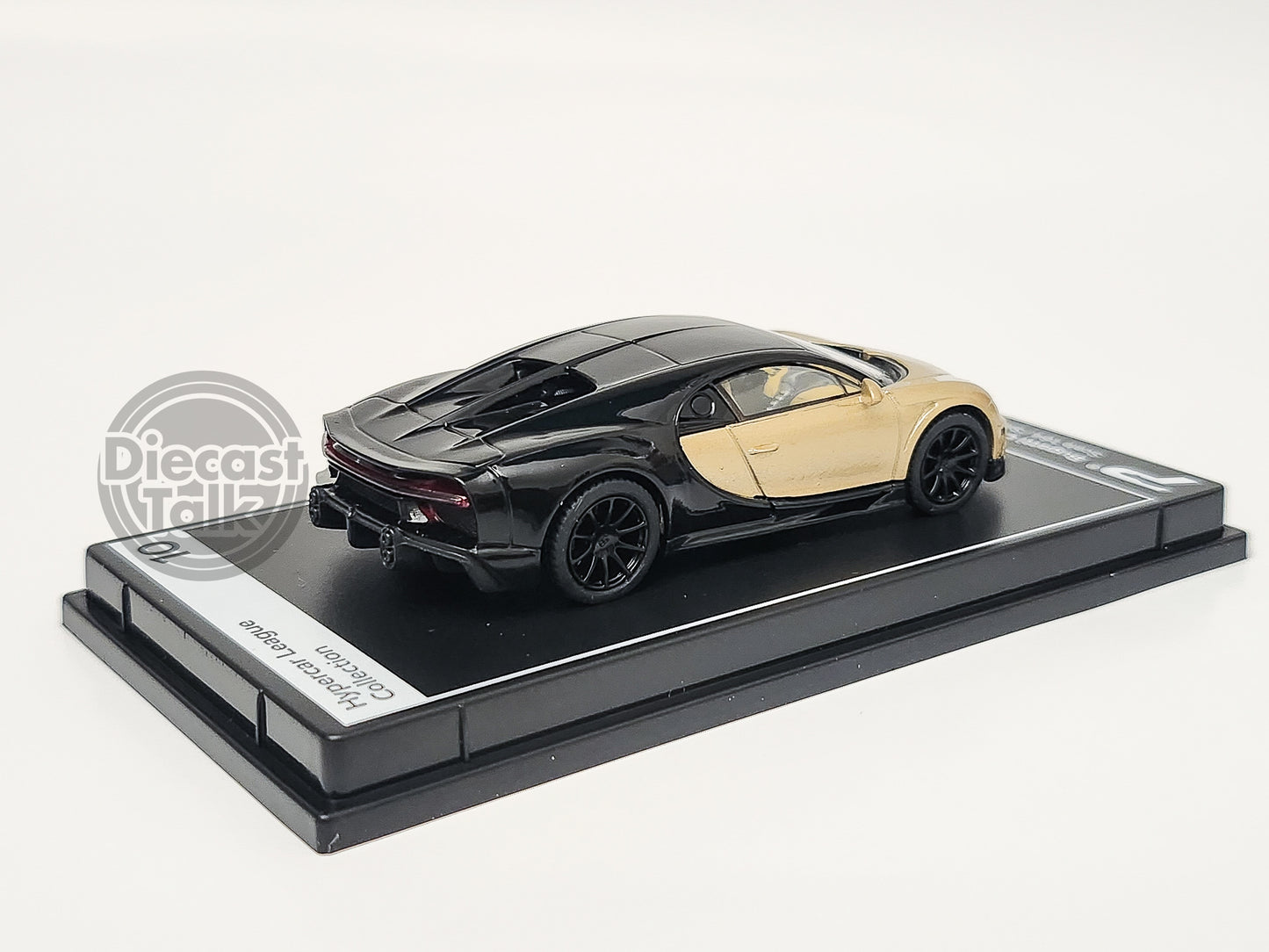 PosterCars 1/64 Bugatti Chiron Supersport Silk/Nocturne Black