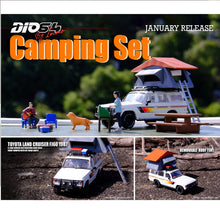 Load image into Gallery viewer, Inno64 1/64 Toyota Land Cruiser 1987 &amp; Figures Car Camping Diorama set