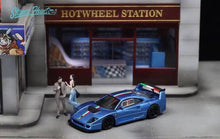 Load image into Gallery viewer, (Pre Order) Stance Hunters 1/64 Ferrari F40 LM with removable engine cover Red/Blue