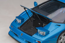 Load image into Gallery viewer, AUTOart 1/18 Lamborghini Diablo SE30 Blue Sirena / Metallic Blue 79156