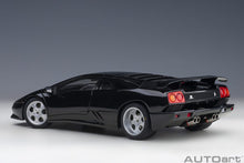 Load image into Gallery viewer, AUTOart 1/18 Lamborghini Diablo SE30 Deep Black Metallic 79159