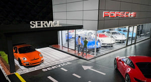1/64 GFans US Exclusive Porsche Dealership with Service Center