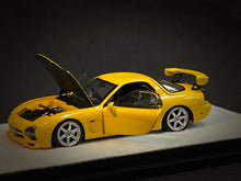 Load image into Gallery viewer, PGM 1:64 Mazda FD3S Mazdaspeed RX7 Diecast